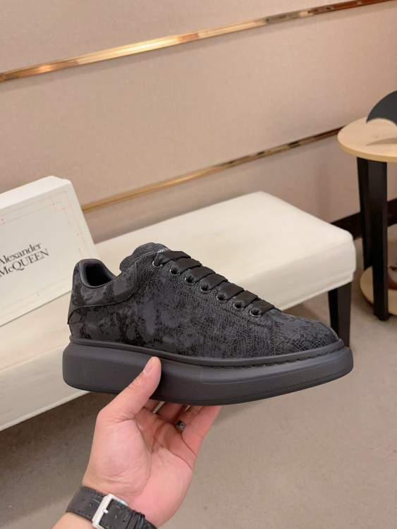 Picture of Alexander McQueen Shoes _SKUAlexanderMcQueensz38-44hnh0107141